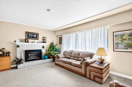 Pantry Photo of 21437 122 Avenue, Maple Ridge, BC