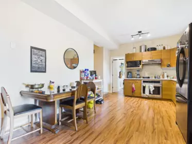 Kitchen Photo of 487 Alouette Drive, Coquitlam, BC