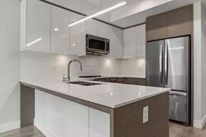 Kitchen Island Photo of 409 45510 Market Way, Chilliwack, BC