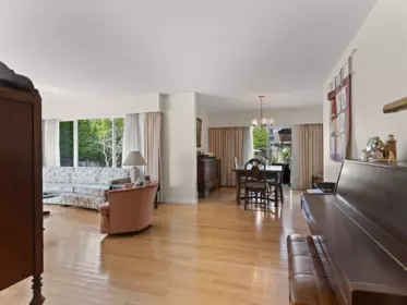 Dining Area Photo of 4041 W 39th Avenue, Vancouver, BC