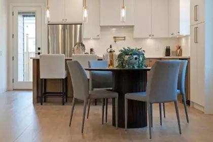 Kitchen Island Photo of 16615 102 Avenue, Surrey, BC