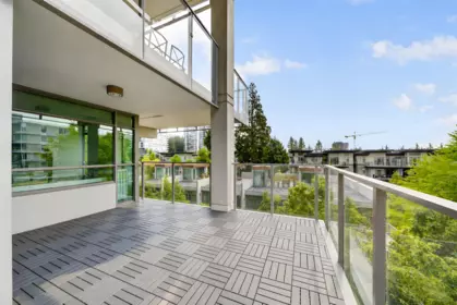Entry Foyer Photo of 502 5782 Berton Avenue, Vancouver, BC