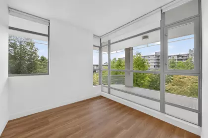 Powder Room Photo of 502 5782 Berton Avenue, Vancouver, BC