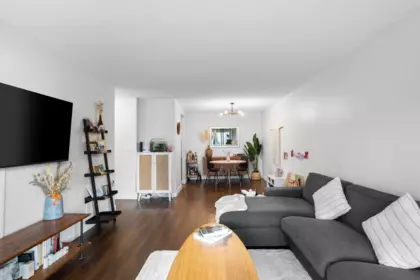 906 2020 Bellwood Avenue, Burnaby, BC, Burnaby — Apartment/Condo for sale
