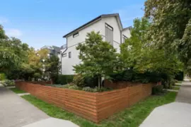 501 E 44th Avenue, Vancouver, BC