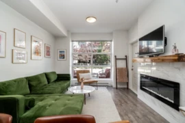 210 827 Roderick Avenue, Coquitlam, BC
