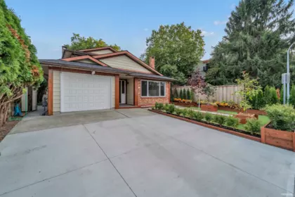 Fitness Center Photo Near 11280 Daniels Road, Richmond, BC