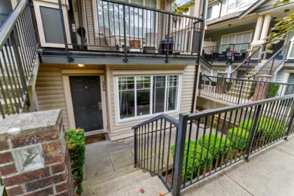 Laundry Room Photo of 124 13958 108 Avenue, Surrey, BC