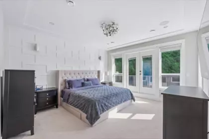 Entry Foyer Photo of 7200 Cavelier Court, Richmond, BC