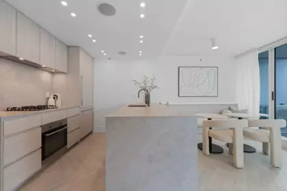 2206 1438 Richards Street, Vancouver, BC, Vancouver — Apartment/Condo for sale