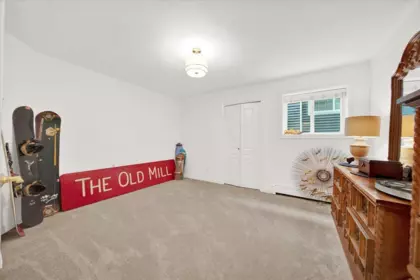 Entry Foyer Photo of 2942 147a Street, Surrey, BC