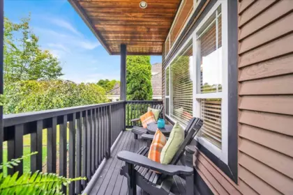 Swimming Pool Photo of 2942 147a Street, Surrey, BC