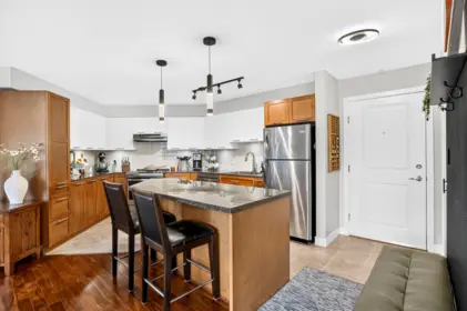 123 19673 Meadow Gardens Way, Pitt Meadows, BC, Pitt Meadows — Apartment/Condo for sale