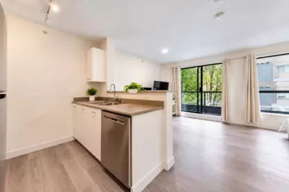 205 3438 Vanness Avenue, Vancouver, BC, Vancouver — Apartment/Condo for sale