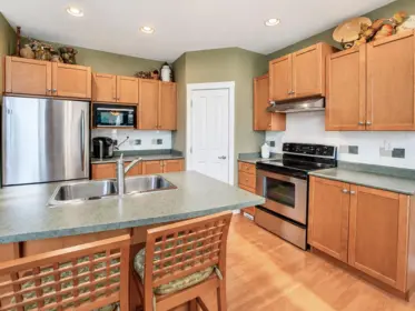 1899 Parkway Boulevard, Coquitlam, BC, Coquitlam — Single Family Residence for sale
