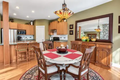 1899 Parkway Boulevard, Coquitlam, BC, Coquitlam — Single Family Residence for sale