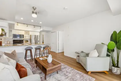 311 702 E King Edward Avenue, Vancouver, BC, Vancouver — Apartment/Condo for sale