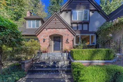 4707 Meadfeild Road, West Vancouver, BC, West vancouver — Single Family Residence for sale