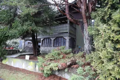 527 Garfield Street, New Westminster, BC, New westminster — Single Family Residence for sale