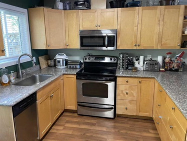 45495 Mcintosh Drive, Chilliwack, BC, Chilliwack — Half Duplex for sale