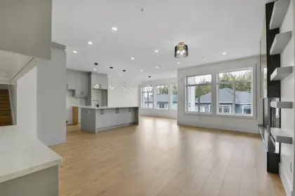 33956 Barker Court, Mission, BC, Mission — Half Duplex for sale