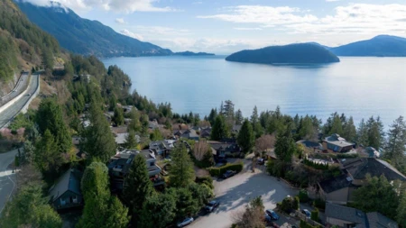 25 Periwinkle Place, Vancouver, BC, Vancouver — Single Family Residence for sale