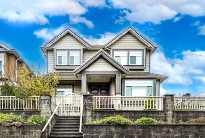 2726 E 49th Avenue, Vancouver, BC, Vancouver — Single Family Residence for sale