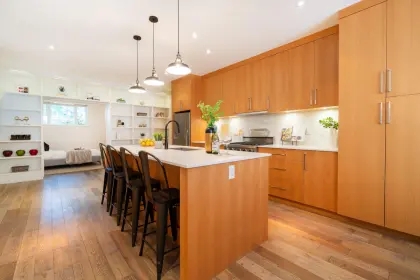 2438 W 8th Avenue, Vancouver, BC, Vancouver — Townhouse for sale
