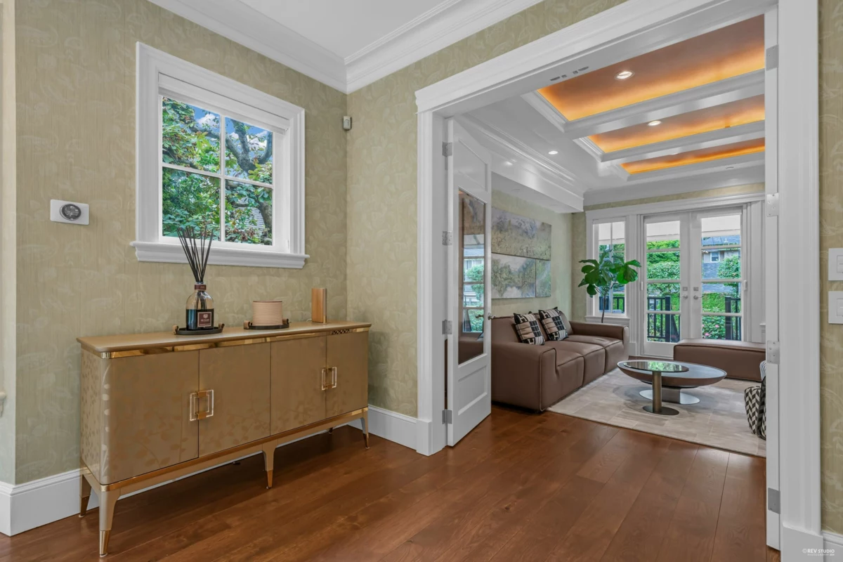 Kitchen Island Photo of 6011 Adera Street, Vancouver, BC