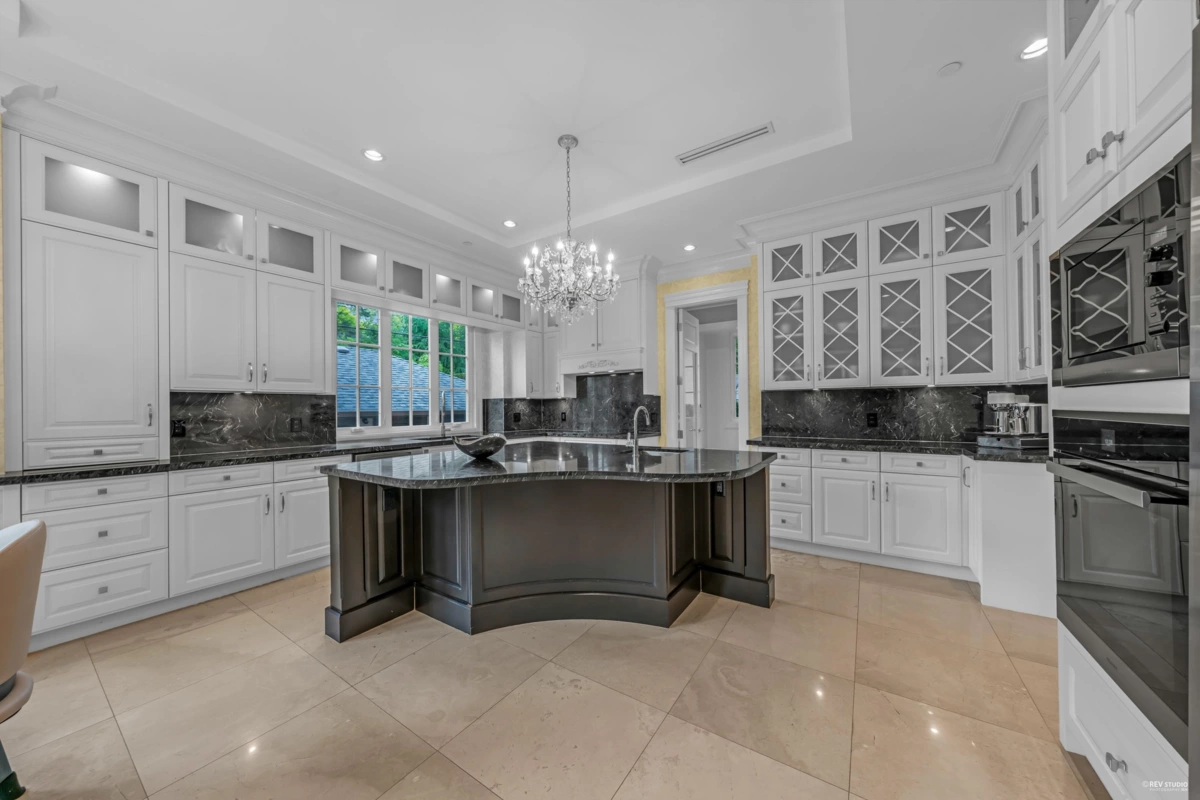 Primary Bathroom Photo of 6011 Adera Street, Vancouver, BC