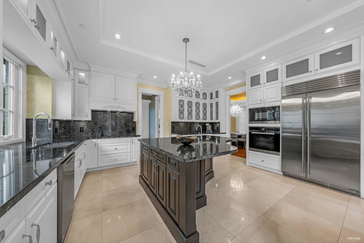 Walk-In Closet Photo of 6011 Adera Street, Vancouver, BC