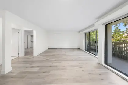205 1945 Woodway Place, Burnaby, BC, Burnaby — Apartment/Condo for sale