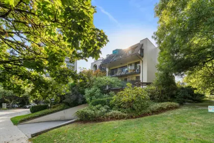 205 1945 Woodway Place, Burnaby, BC, Burnaby — Apartment/Condo for sale