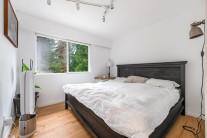 Bedroom 3 Photo of 5344 Cliffridge Avenue, North Vancouver, BC