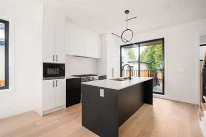 8086 Laurel Street, Vancouver, BC, Vancouver — Half Duplex for sale