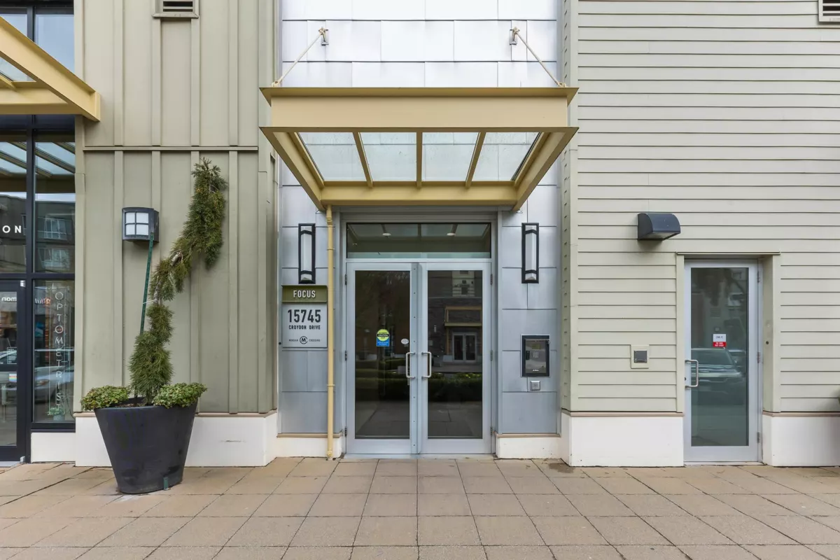 Exterior Front Photo of 203 15745 Croydon Drive, Surrey, BC