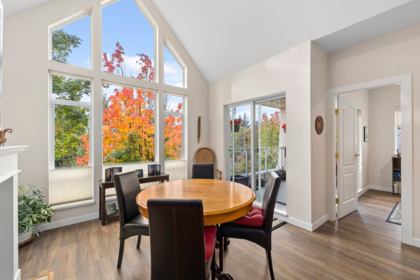 403 678 W Queens Road, North Vancouver, BC, North Vancouver — Apartment/Condo for sale