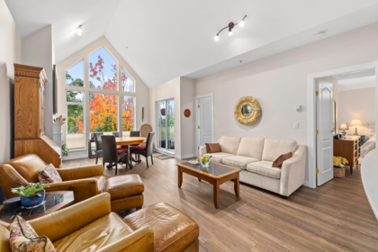 403 678 W Queens Road, North Vancouver, BC, North Vancouver — Apartment/Condo for sale