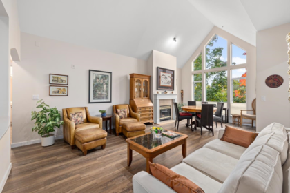 403 678 W Queens Road, North Vancouver, BC, North Vancouver — Apartment/Condo for sale