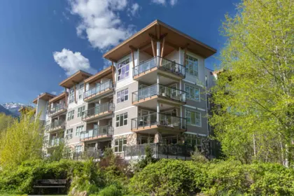 301 1150 Bailey Street, Squamish, BC, Squamish — Apartment/Condo for sale