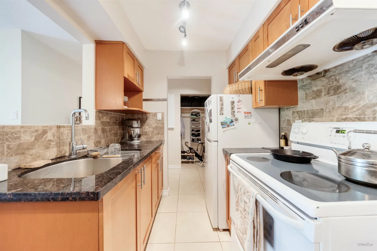 Exterior Rear Photo of 116 36 E 14th Avenue, Vancouver, BC