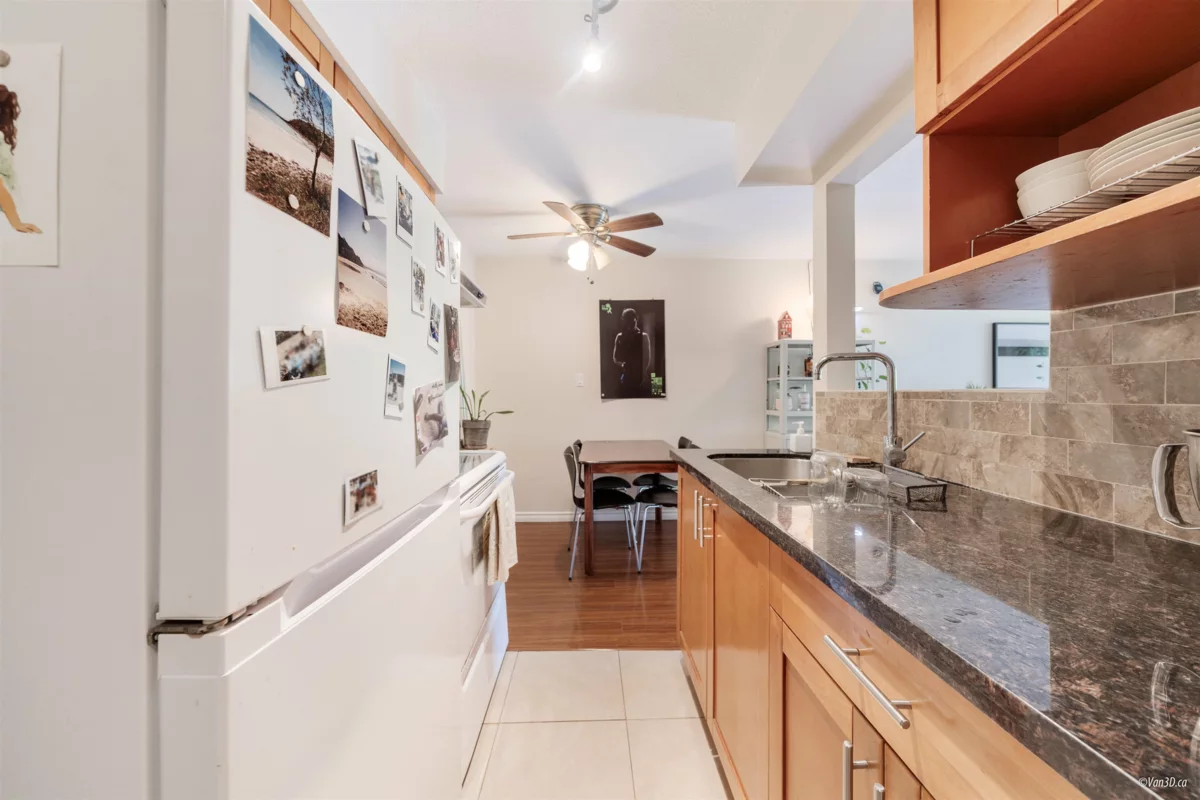 Primary Bedroom Photo of 116 36 E 14th Avenue, Vancouver, BC