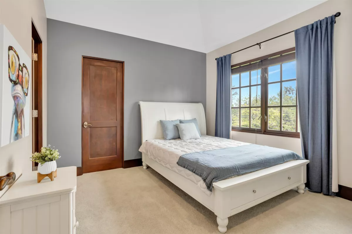 Front Yard Photo of 1807 Acadia Road, Vancouver, BC