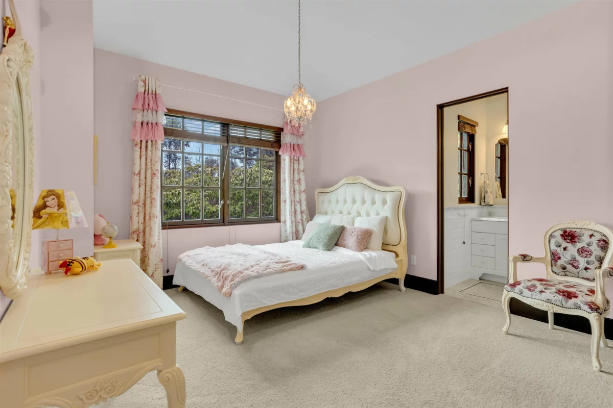 Hot Tub / Spa Photo of 1807 Acadia Road, Vancouver, BC