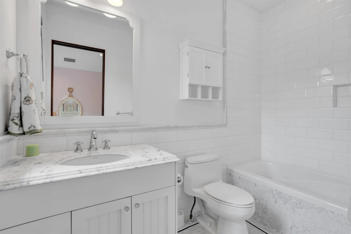 Outdoor Kitchen Photo of 1807 Acadia Road, Vancouver, BC