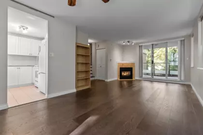 13 7077 Beresford Street, Burnaby, BC, Burnaby — Townhouse for sale