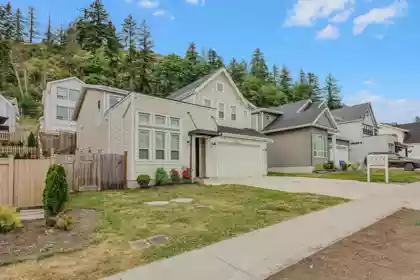 33943 Barker Court, Mission, BC, Mission — Single Family Residence for sale
