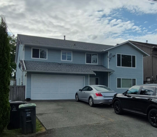 10617 138a Street, Surrey, BC, Whalley — 6 bed single family residence for sale