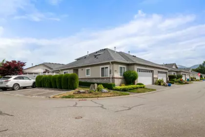 145 8485 Young Road, Chilliwack, BC, Chilliwack — Half Duplex for sale