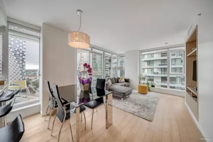 1109 1351 Continental Street, Vancouver, BC, Vancouver — Apartment/Condo for sale